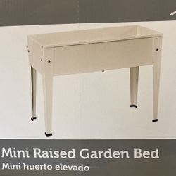 Mini Raised Garden Bed 