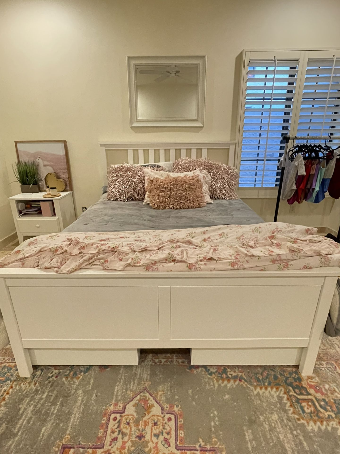 White Bedroom Set Queen Pottery Barn Style