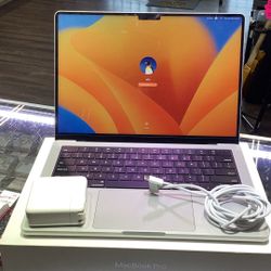 Apple MacBook Pro 14”