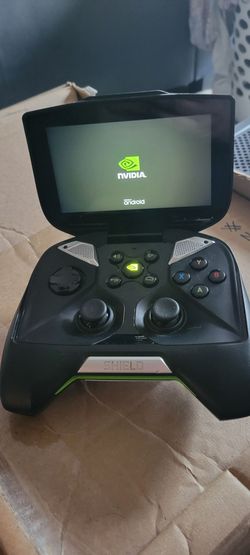 NVIDIA SHIELD Portable P2450 Handheld Console Black/Silver 16GB Wi-Fi 720p
