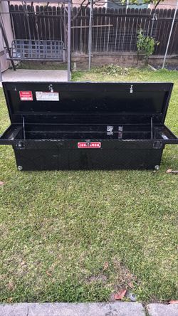 Truck toolbox