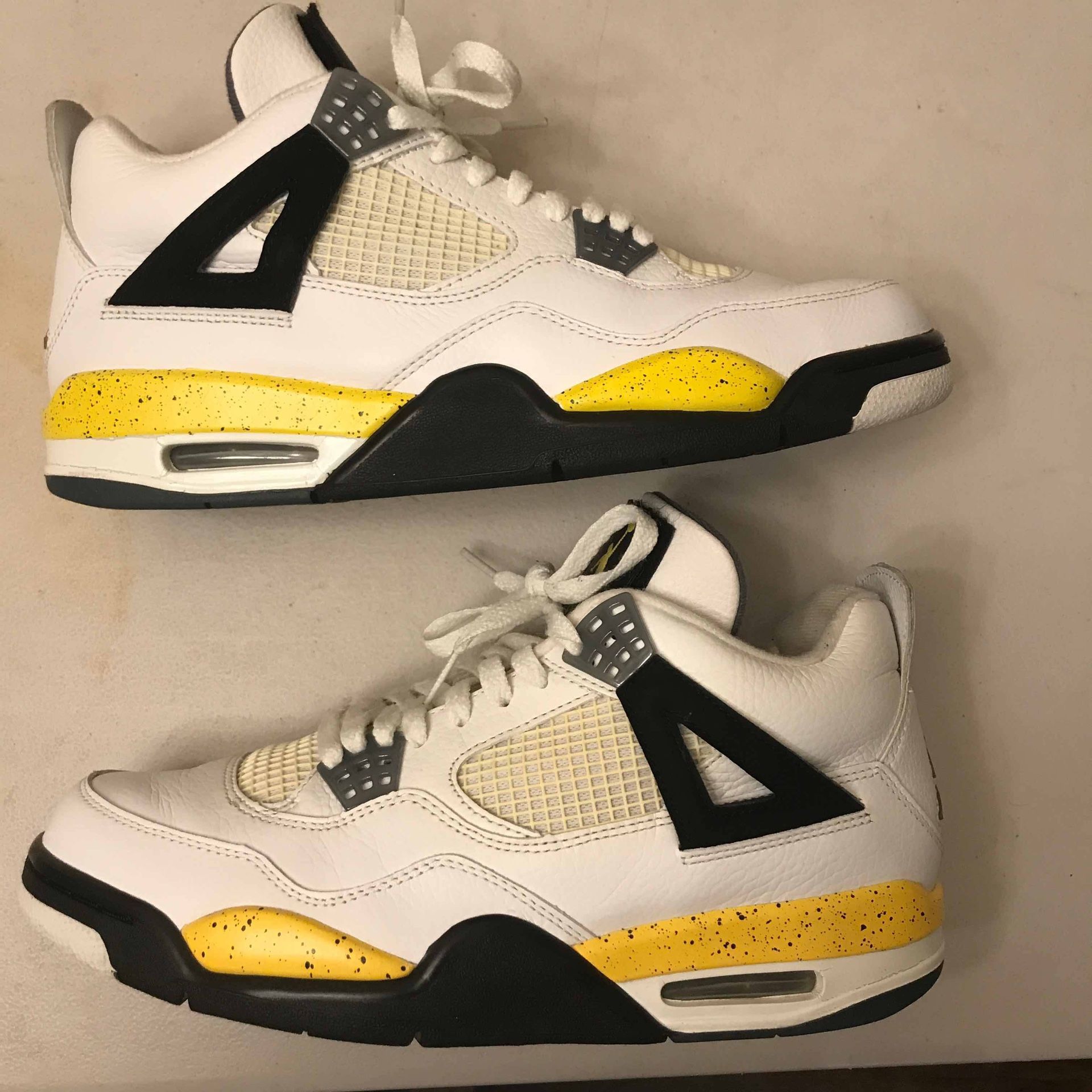 2006 AIR JORDAN 4 “ TOUR YELLOW