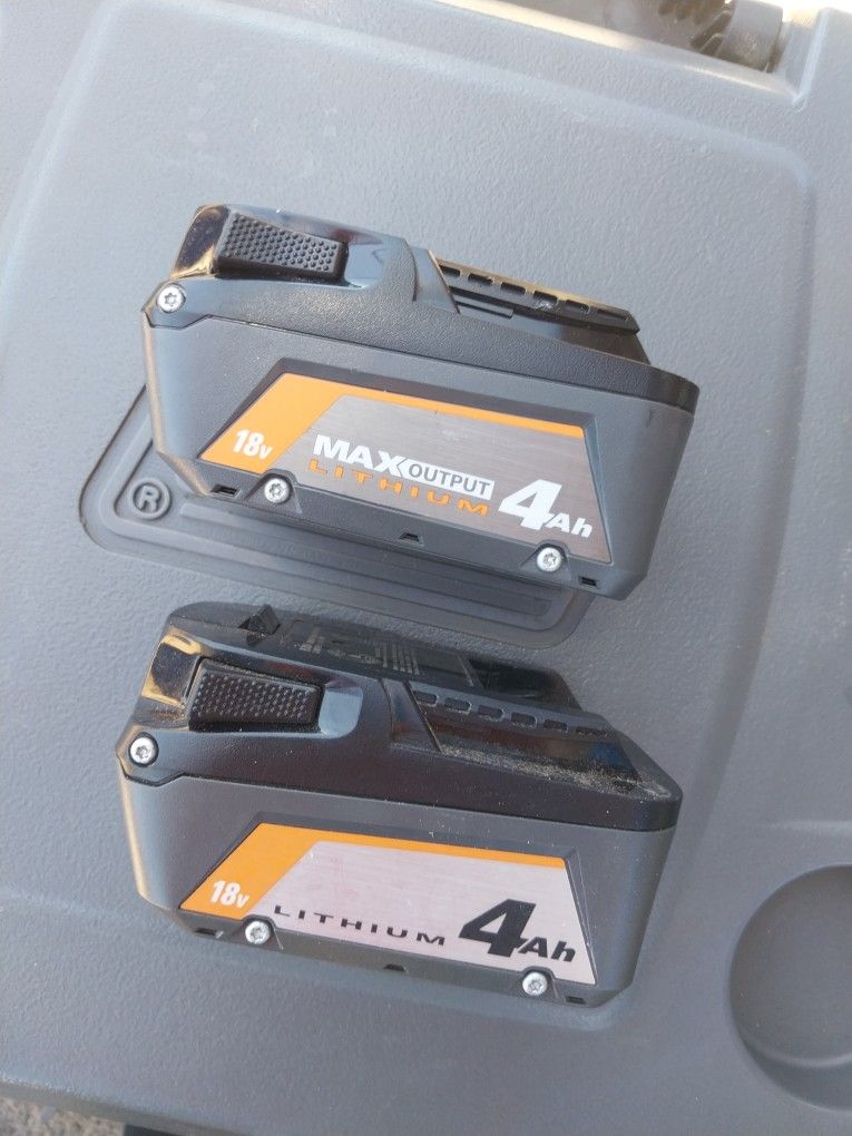 RIDGID BATTERYS 18V LITHIUM 4Ah