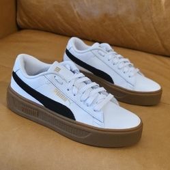 $45 Women’s Puma Platform Shoes Brand New Size 8.5