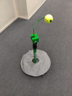 Tennis Trainer Hitting Machine 