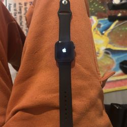 Apple Watch Series 4