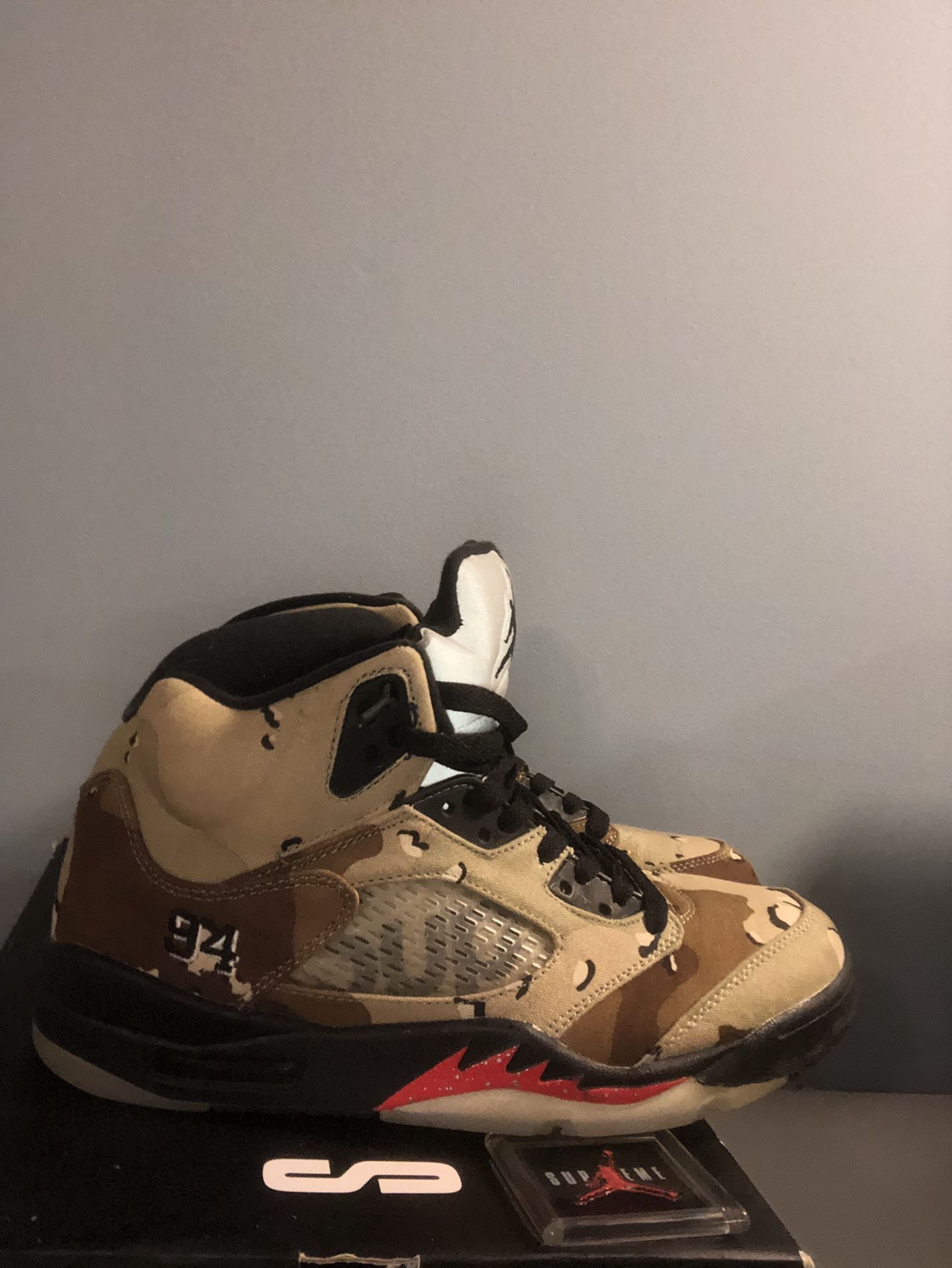 Jordan 5 supreme