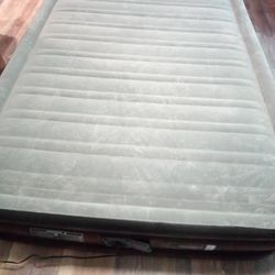 Queen Size Air Mattress
