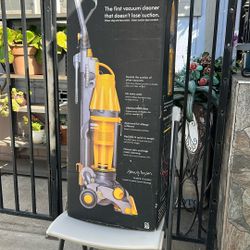 Dyson Root Cyclone Technology Vacuum 