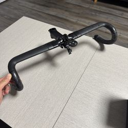 ENVE 44cm Carbon Handlebars w/ Stem