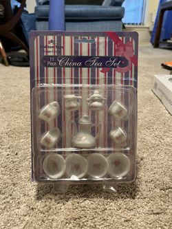 New 11 piece China tea set, buy Chilton toys. Vintage.