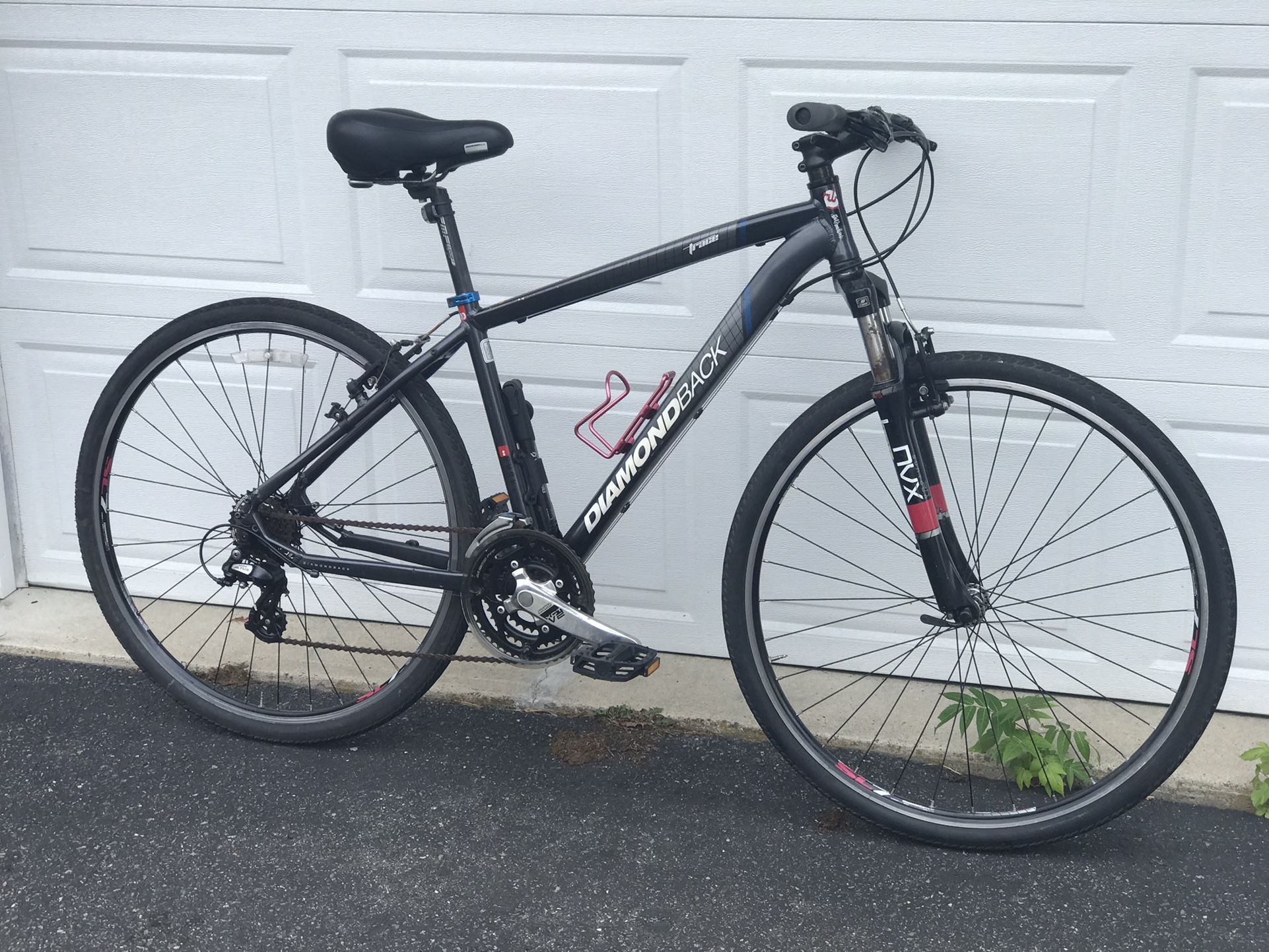 Diamond Back Hybrid Bike