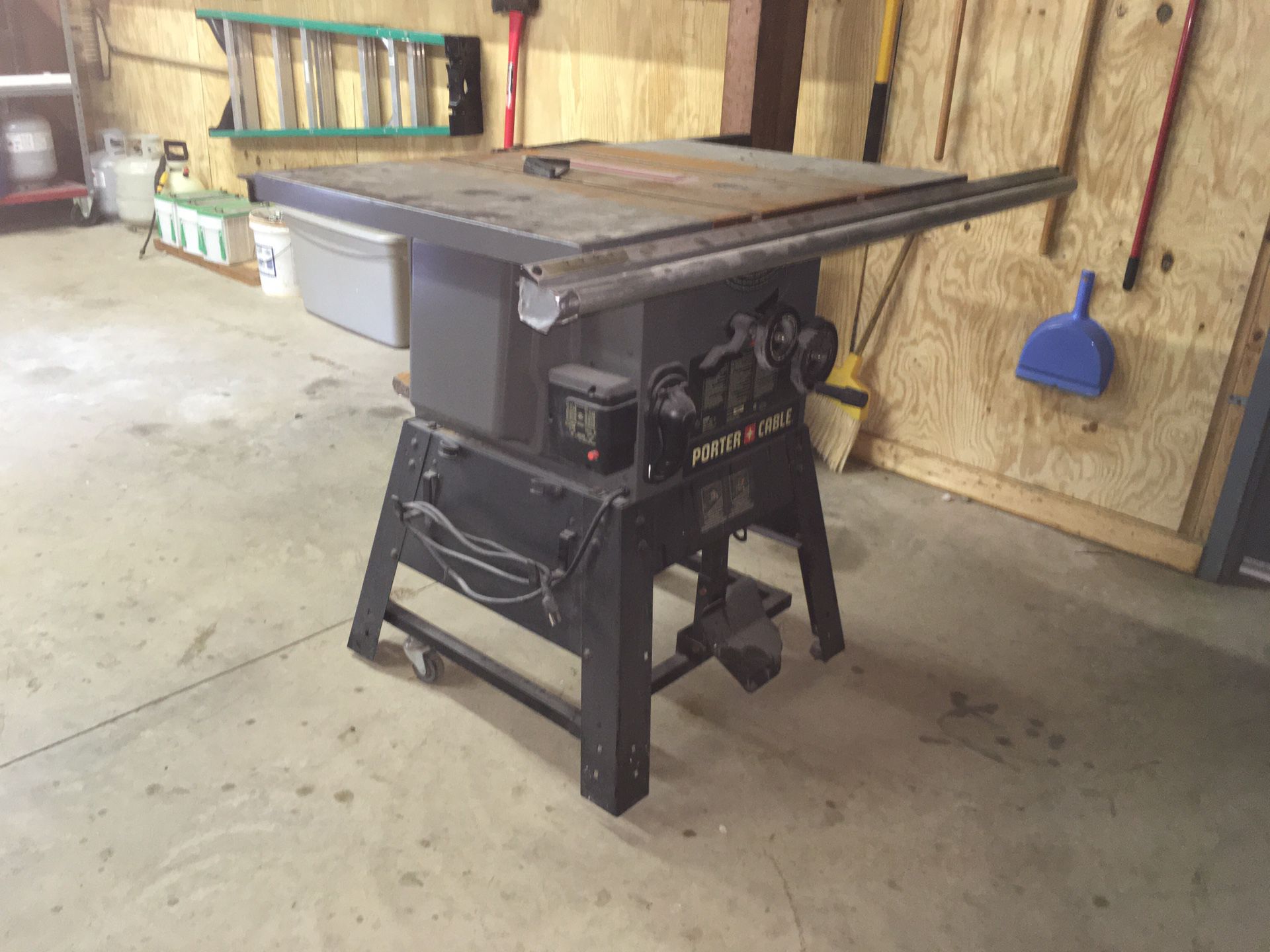 Large shop table saw / porter cable