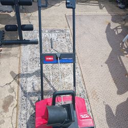 Snow BLOWER. Electric 