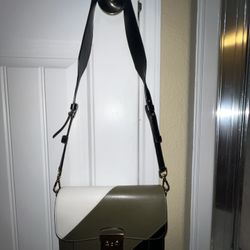 Michael Kors Cross body 