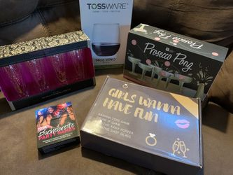 Bridesmaid gift set and game