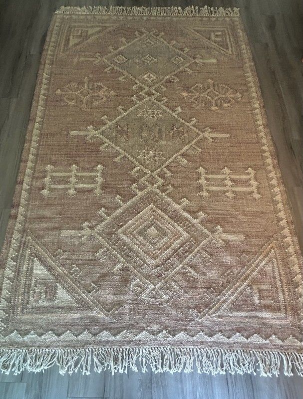 5x8 West Elm Córdoba Flatweave Wool Rug