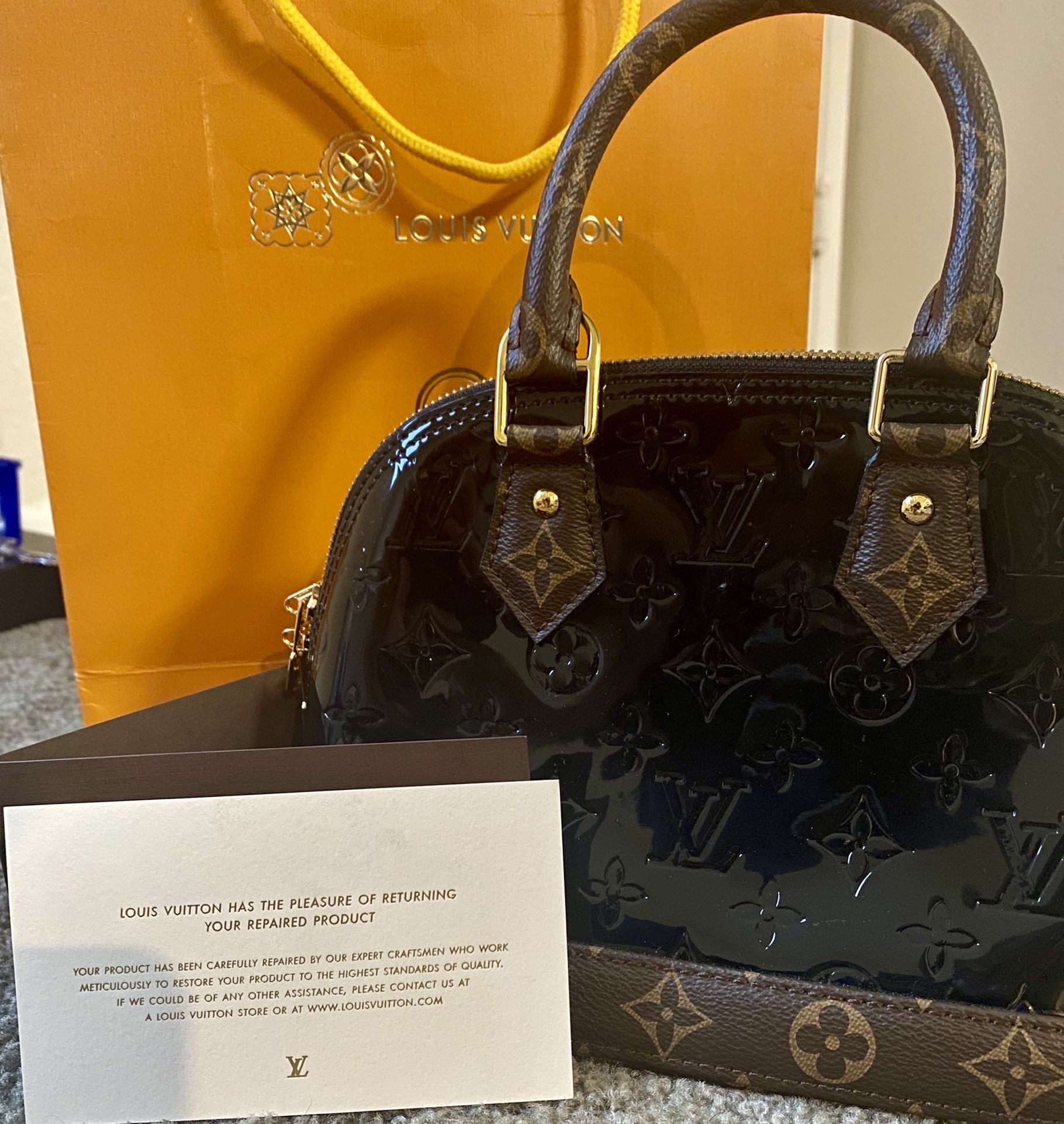 Vermis Monogram Alma BB || Louis Vuitton 