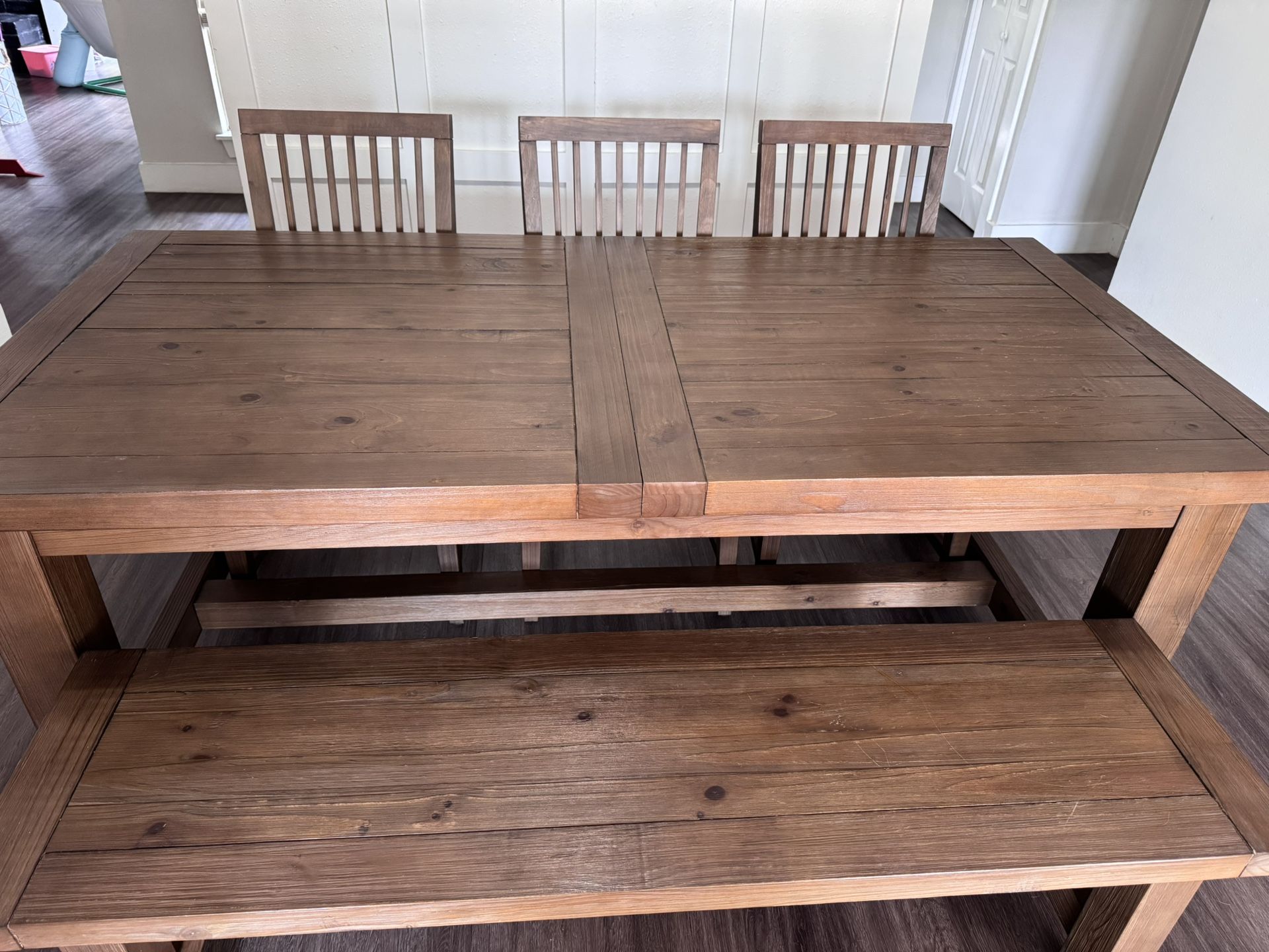 Gables Dining & Chair & Bench Set
