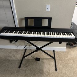 Yamaha P-45 Piano 