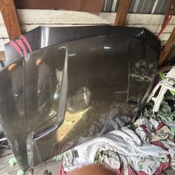 Srt8 Hood Carbon fiber 