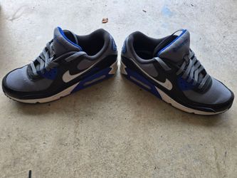 Men's size 9 Nike air shoes