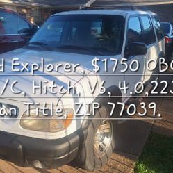 99 Ford explorer auto en venta!