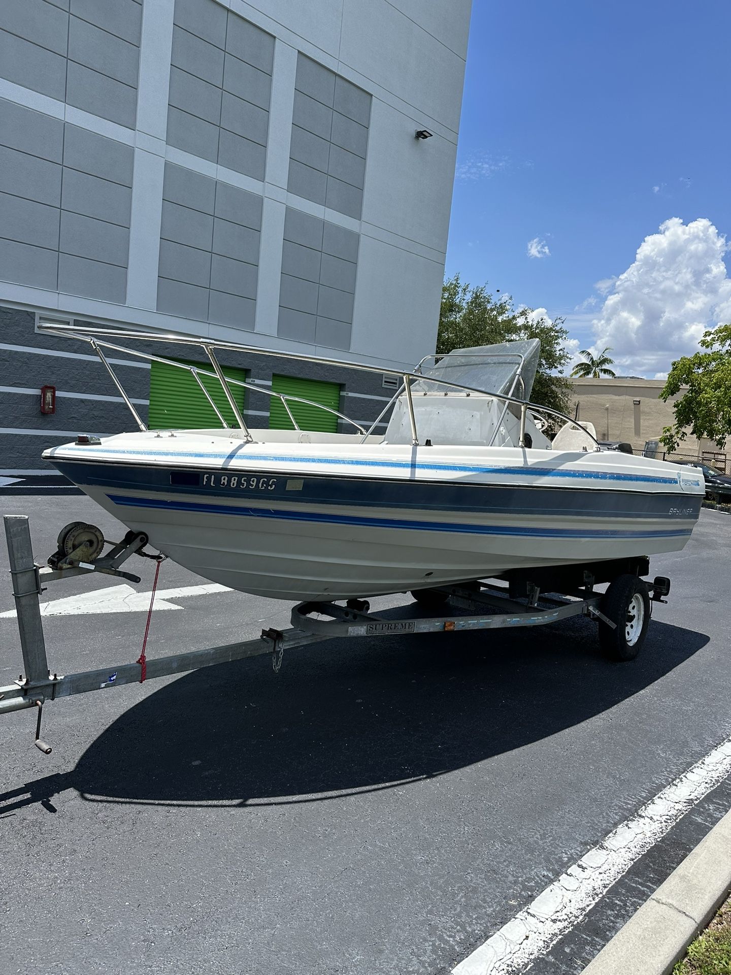1989 Bayliner Trophy