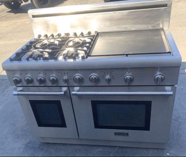 Thermador Kitchen Bundle!! 48” inch Stove / Range 4 Burner with griddle
