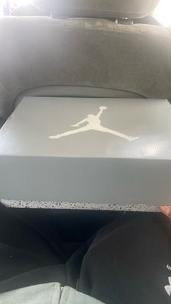 Wolf grey 5  size 6.5