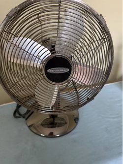 SOLEUSAIR Portable Table 12” Fan with 4 Blades & 3 Speed Settings