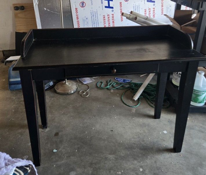 Black Desk With Drawer