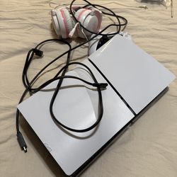 Ps5, control, & headphone set