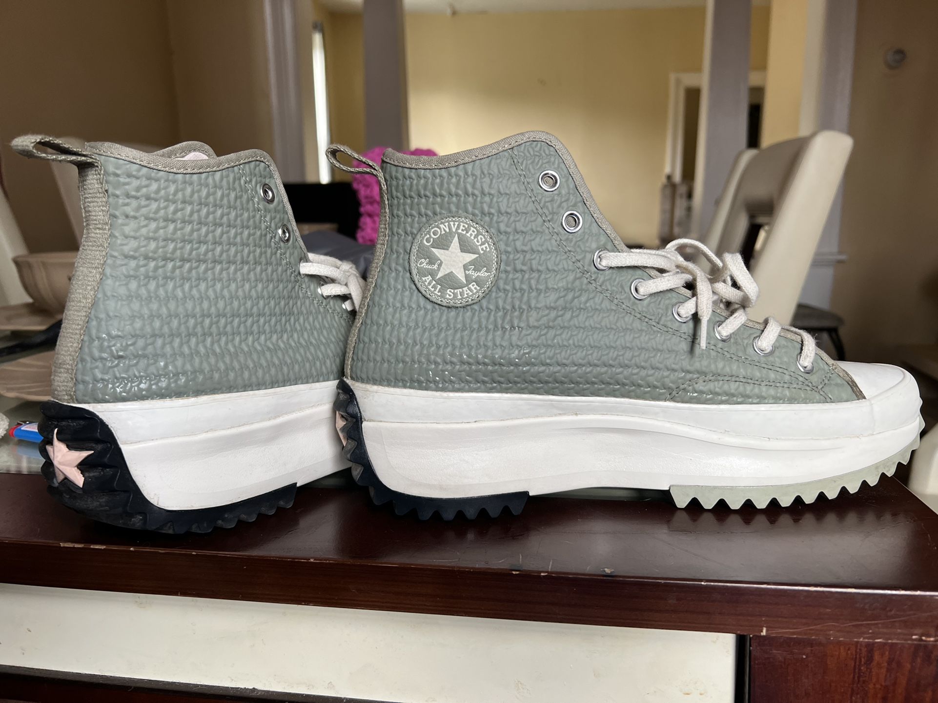 New CONVERSE RUN STARS