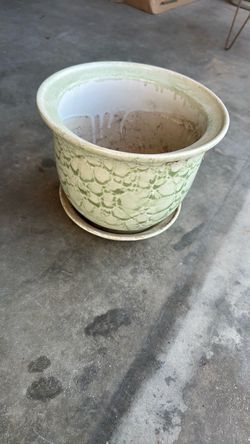 Large Ceramic Planter with Saucer