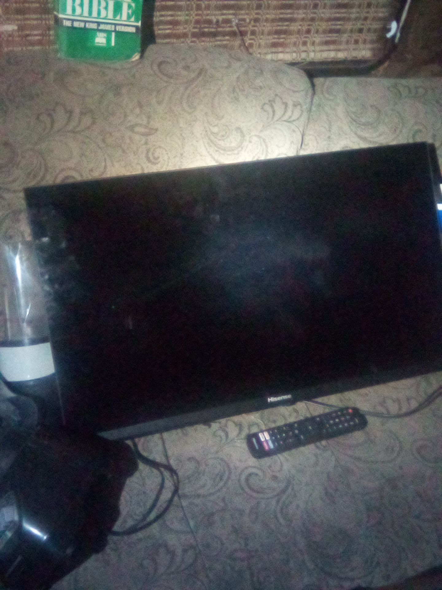 Hisense Android Smart 37' inch TV