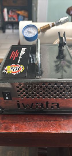 ITAWA ESTUDIO SERIES ITAWA IS-NINJA JET AIRBRUSH COMPRESSOR CASH ONLY