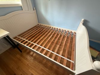 Creat & Barrel full size bed