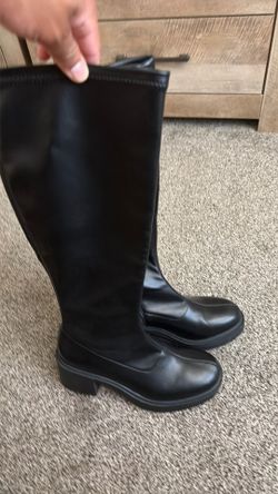 Size 8 women boots