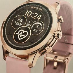 Michael Kors Women’s Smart Watch Model DW7M1