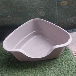 CORNER CAT LITTER BOX
