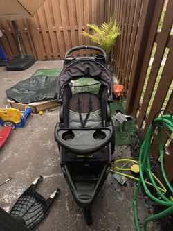 Baby Trend Expedition Jogger Stroller