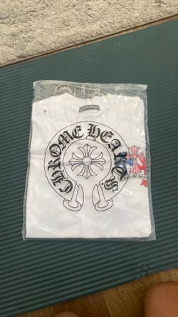 Medium white chrome heart tee