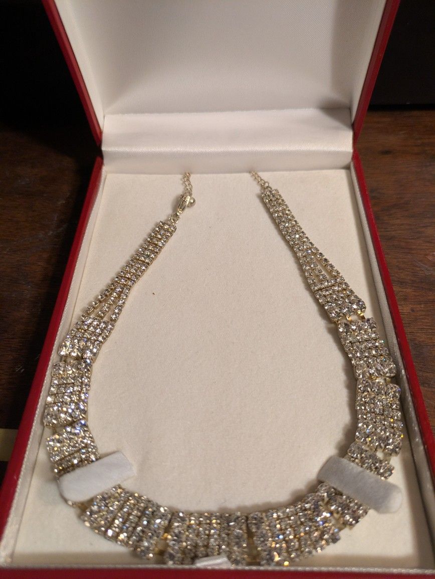Vintage Rhinestone Necklace-