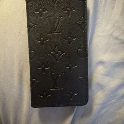 Selling Real Louis Vuitton iPhone 15  Pro Max Cell Wallet