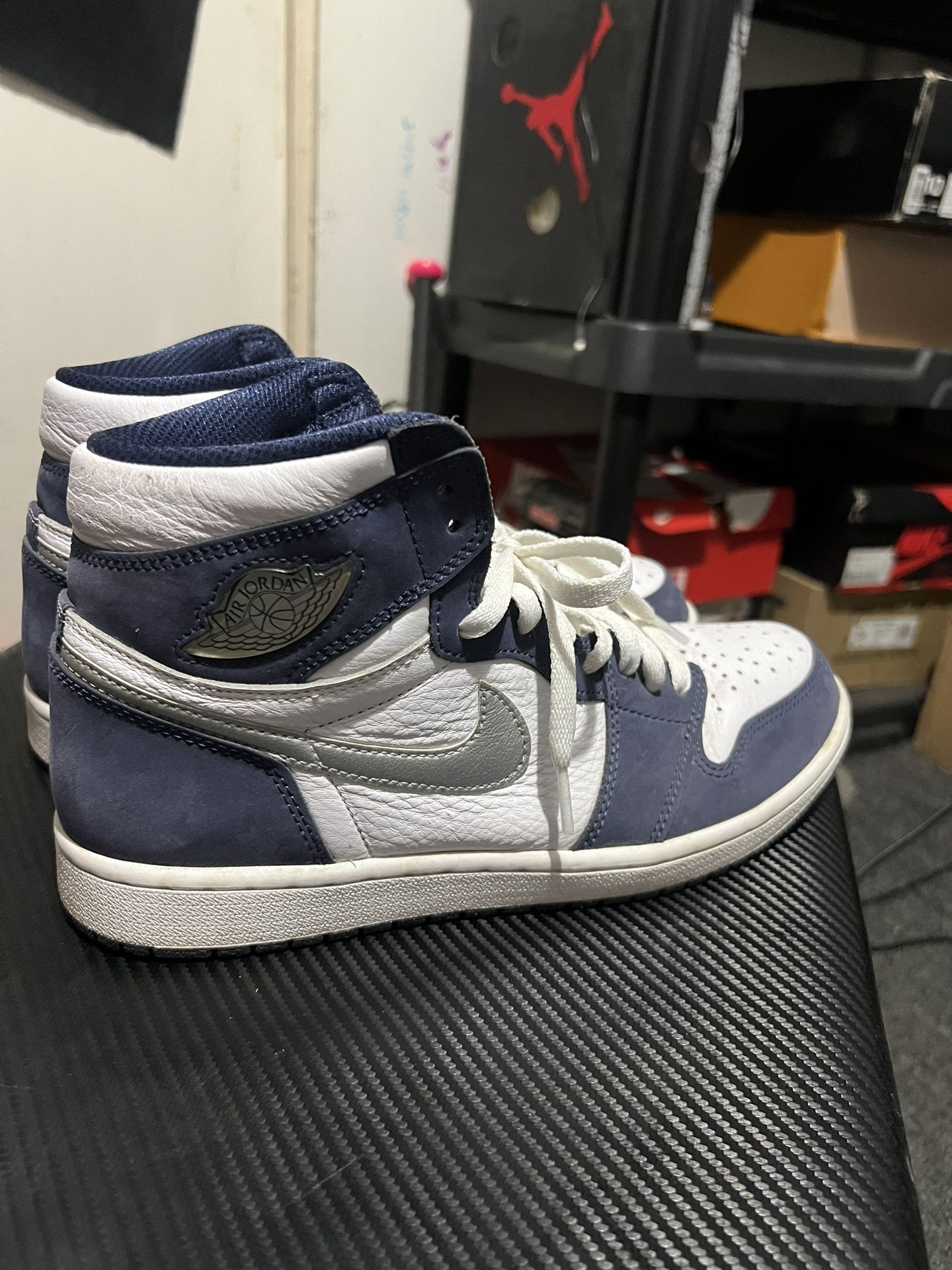 Jordan 1 Navy Blue 