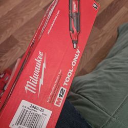 Milwaukee Cordless Rotary Tool