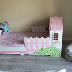 Little Girls Bed