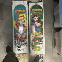 HOOK-UPS SKATEBOARDS DS IN PLASTIC
