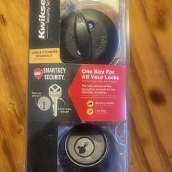 Kwickset deadbolt Lock Set
